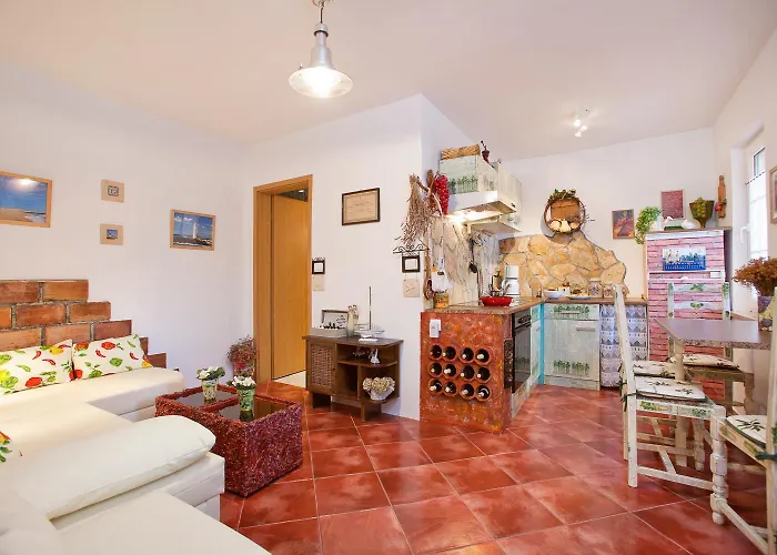 Apartment Sandor (adults Only) Ližnjan