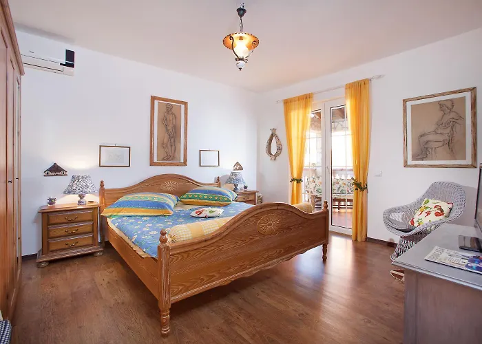 Sandor (adults Only) *